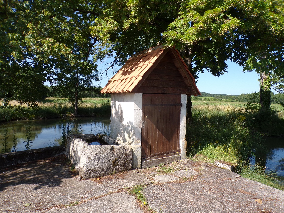 Julienne - La fontaine (24 juin 2023)