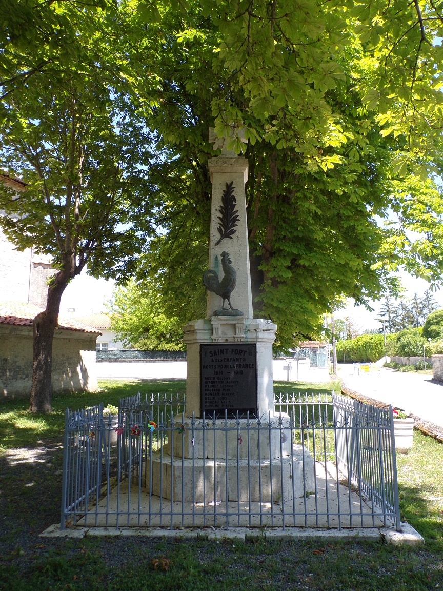 Saint-Fort-sur-le-Né – Le monument aux morts (31 mai 2023)