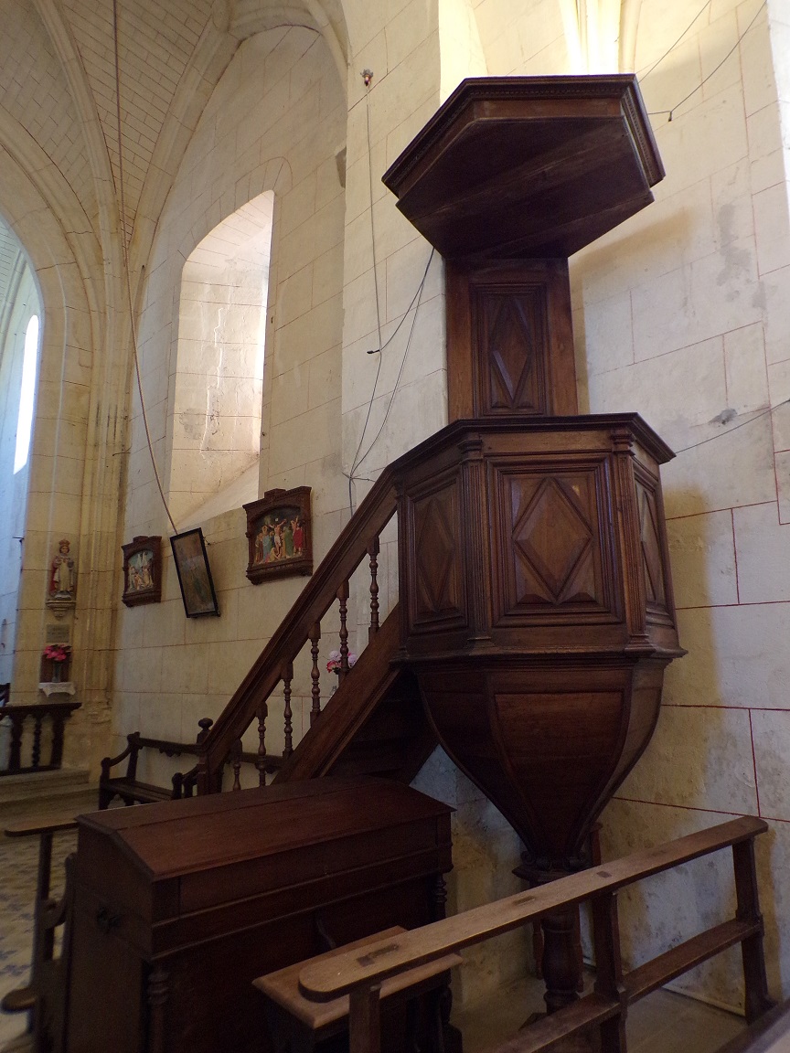 Saint-Fort sur le Né - L'église Saint-Fortunat - La chaire (7 juin 2023)