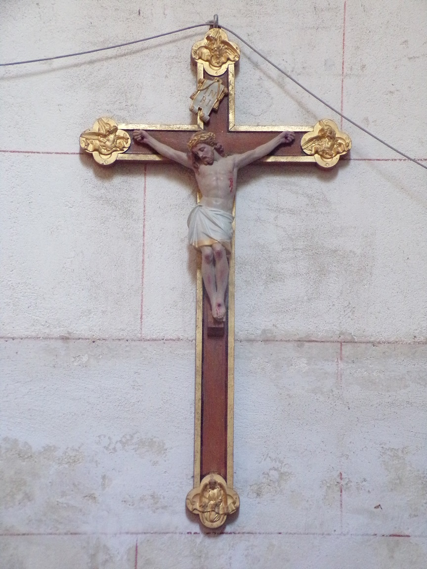 Saint-Fort sur le Né - L'église Saint-Fortunat - Le crucifix du choeur (7 juin 2023)