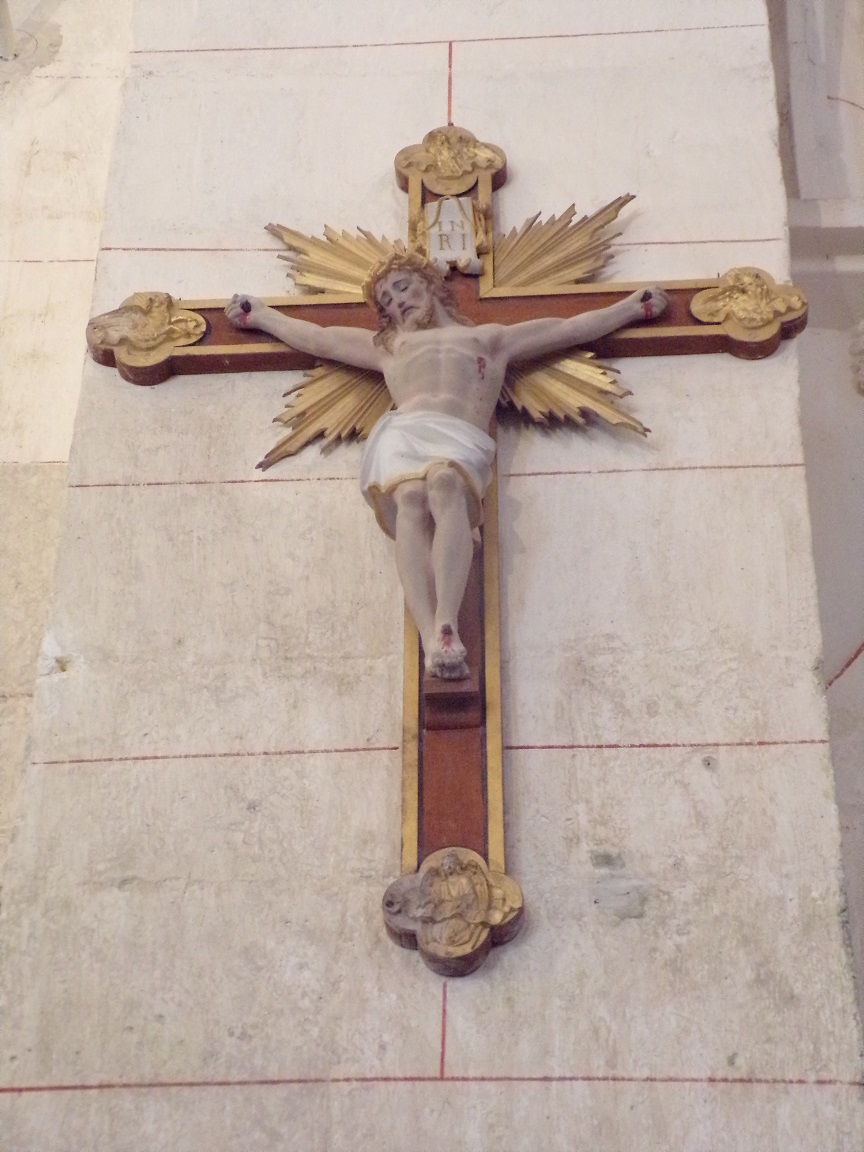 Saint-Fort sur le Né - L'église Saint-Fortunat - Un crucifix (7 juin 2023)