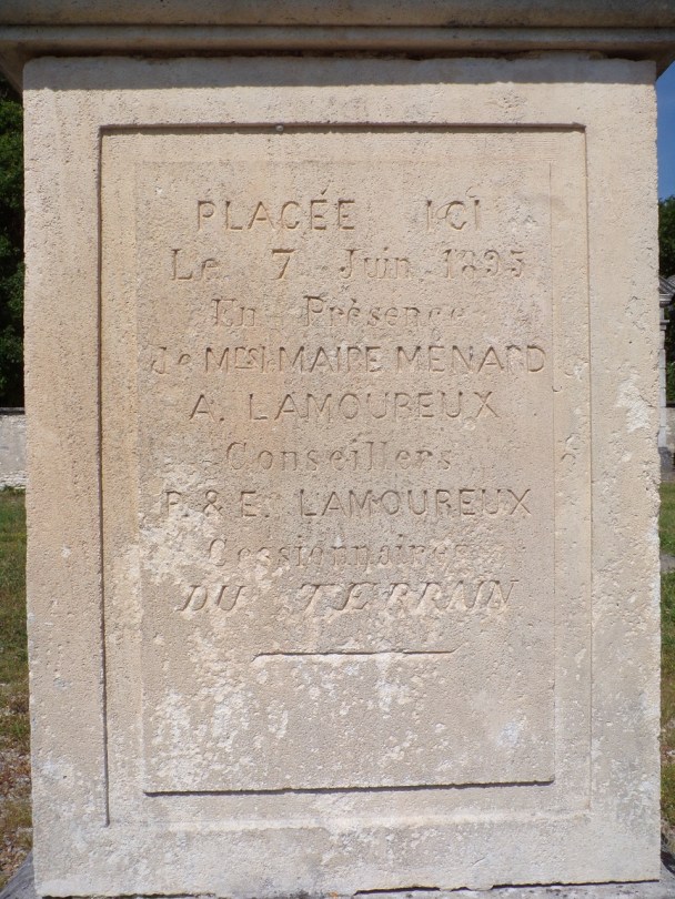 Salles d’Angles – La Croix de cimetière d'Angles (7 juin 2023)