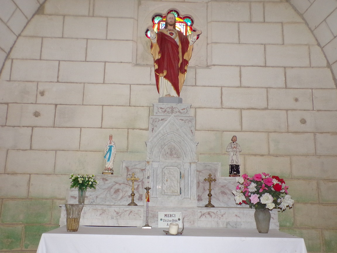 Sonneville – L’église Saint-Pierre – La chapelle 'Sacré Coeur de Jésus' (17 juin 2023)