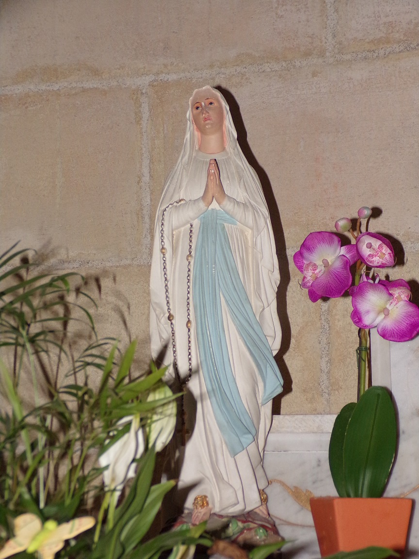 Sonneville – L’église Saint-Pierre – Marie de la chapelle 'Marie' (17 juin 2023)