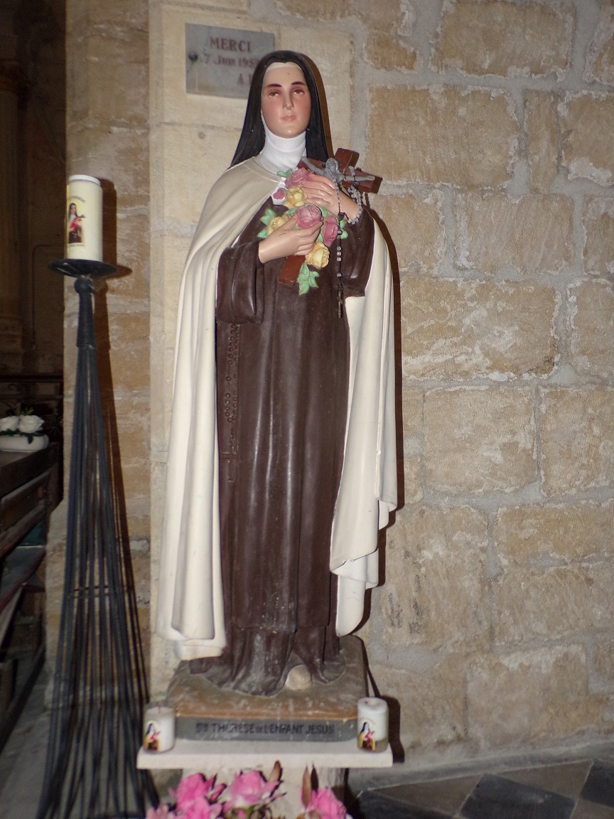 Sonneville – L’église Saint-Pierre – Ste Thérèse de l'Enfant Jésus de la chapelle 'Marie' (17 juin 2023)