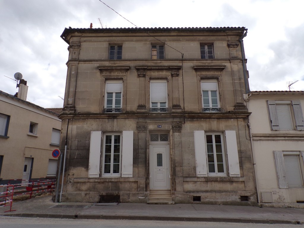 Jarnac - 54 rue Pasteur - Maison (22 juillet 2023)