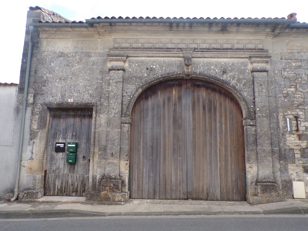 Sigogne - 3 rue du Picergent (22 juillet 2023)