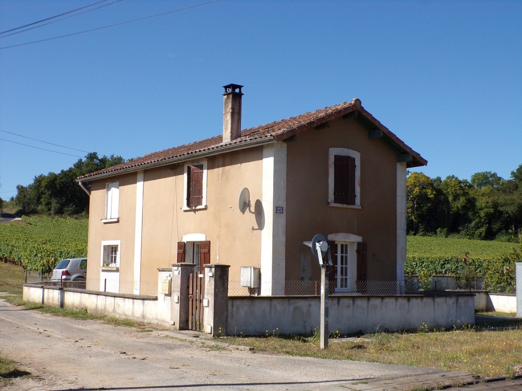 Bourg-Charente – Maison de garde-barrière 25 (8 août 2023)