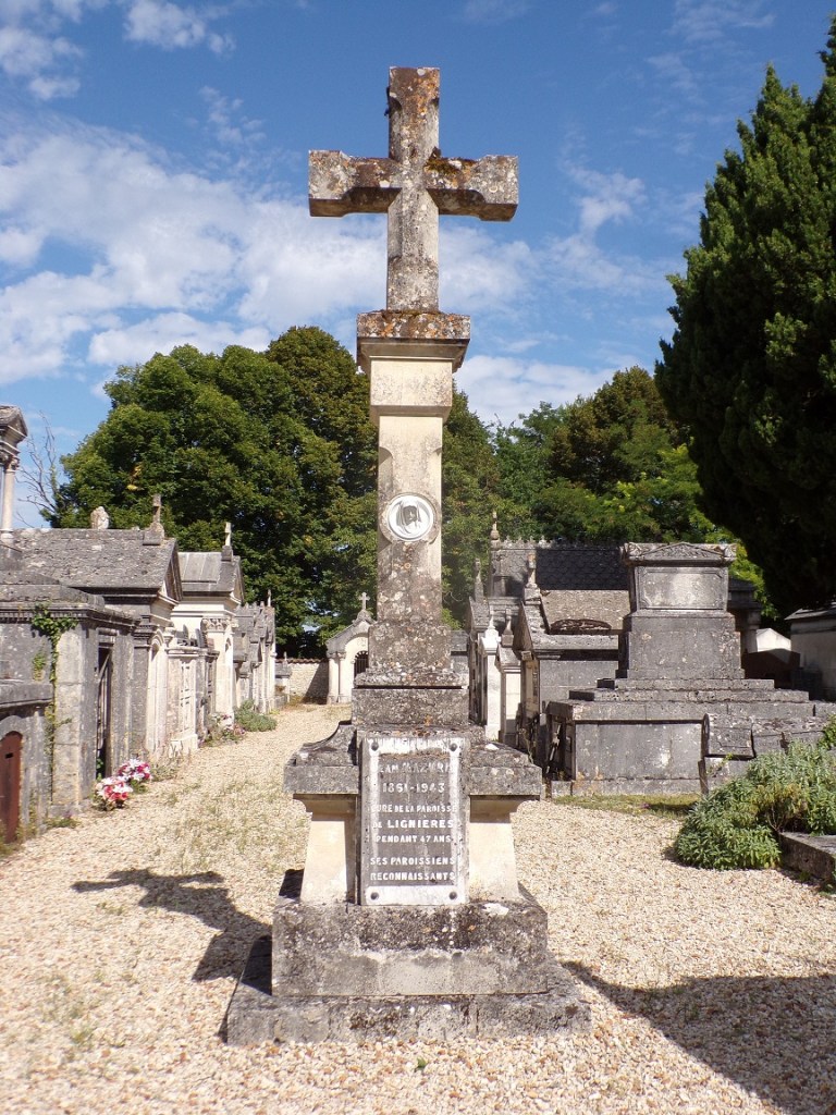 Lignières-Sonneville – La Croix de cimetière (19 août 2023)