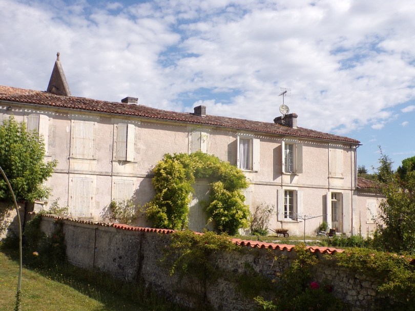 Lignières-Sonneville – Le presbytère (19 août 2023)