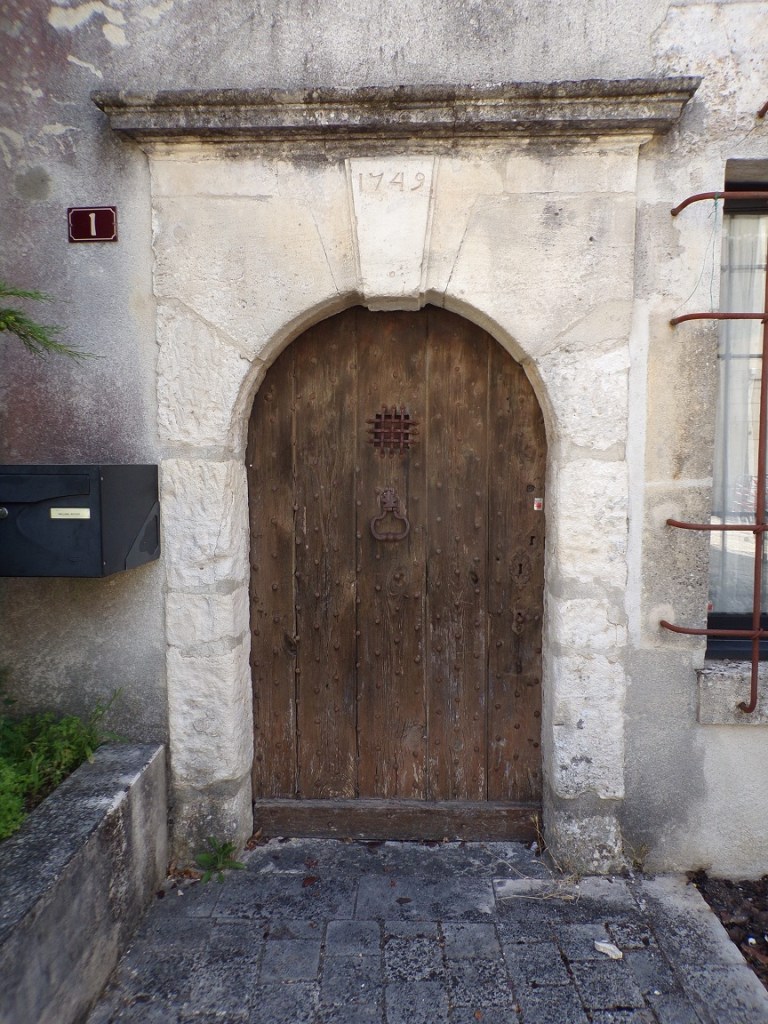 Lignières-Sonneville – Une maison datée de 1749 (19 août 2023)