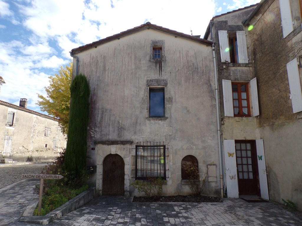 Lignières-Sonneville – Une maison datée de 1749 (19 août 2023)