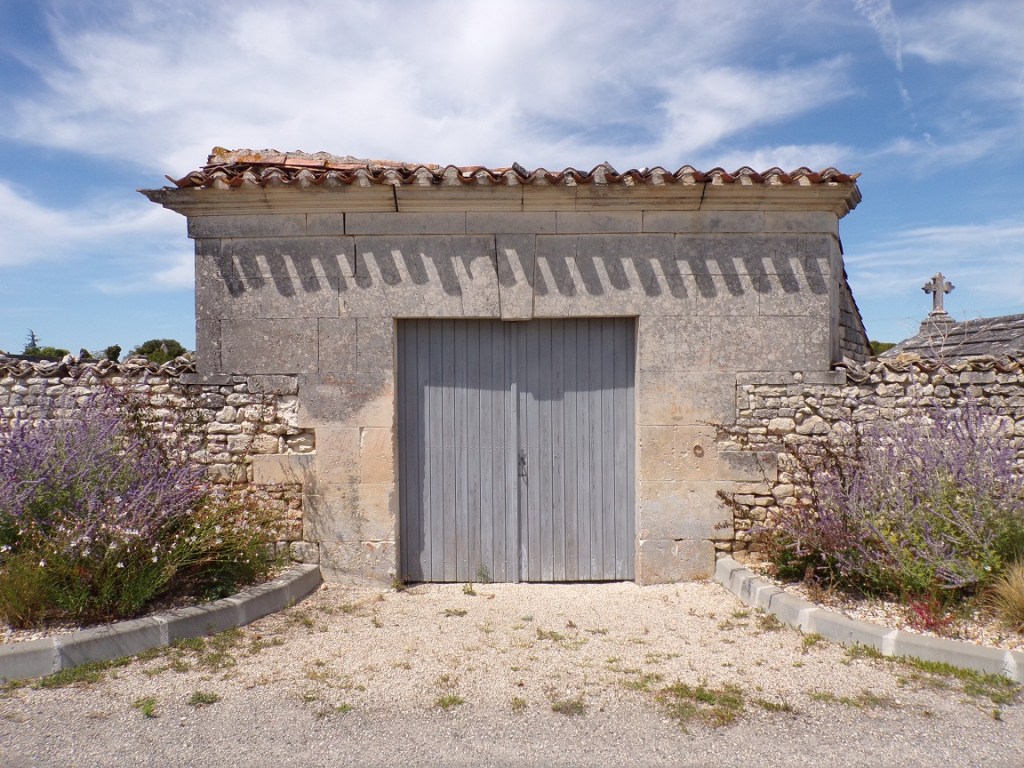 Mainxe – Le cimetière entrée protestante (8 août 2023)