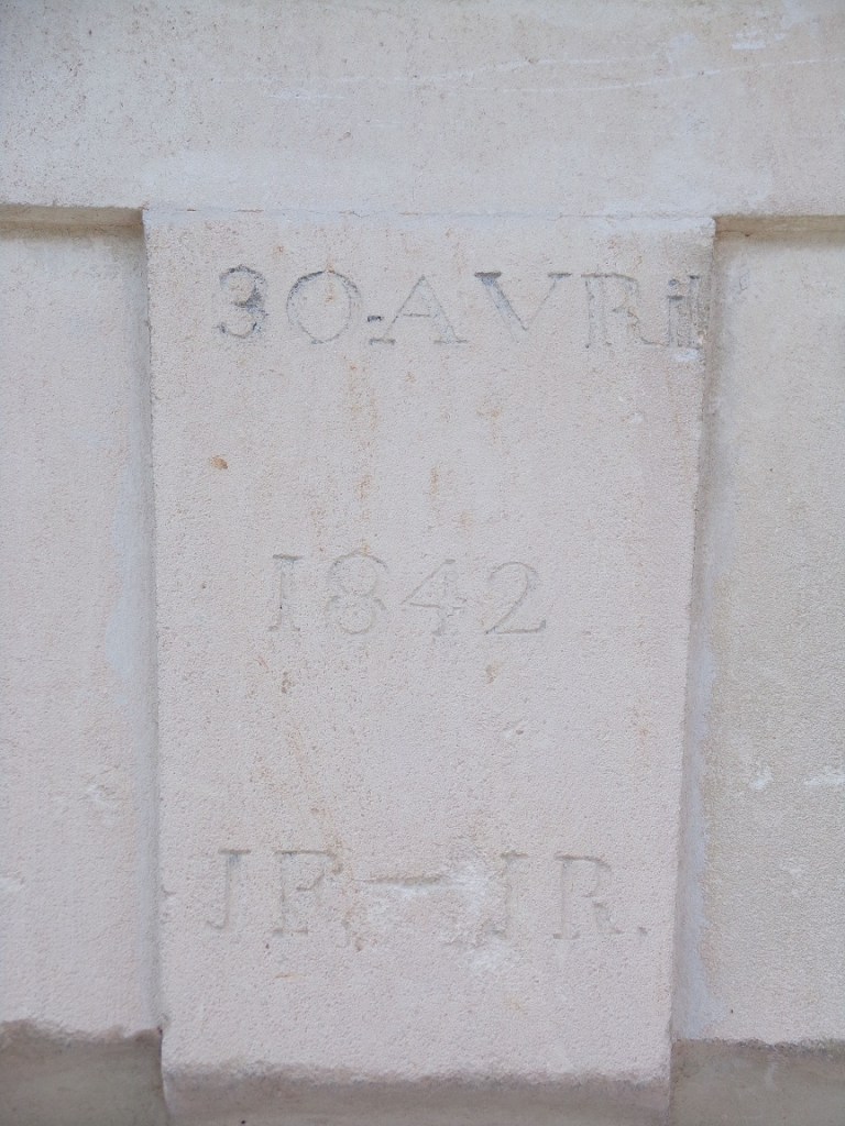 Mainxe – Portail daté '1842' (8 août 2023)