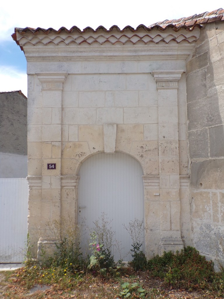 Mainxe – Portail daté '1845 - DL BAULD' (8 août 2023)