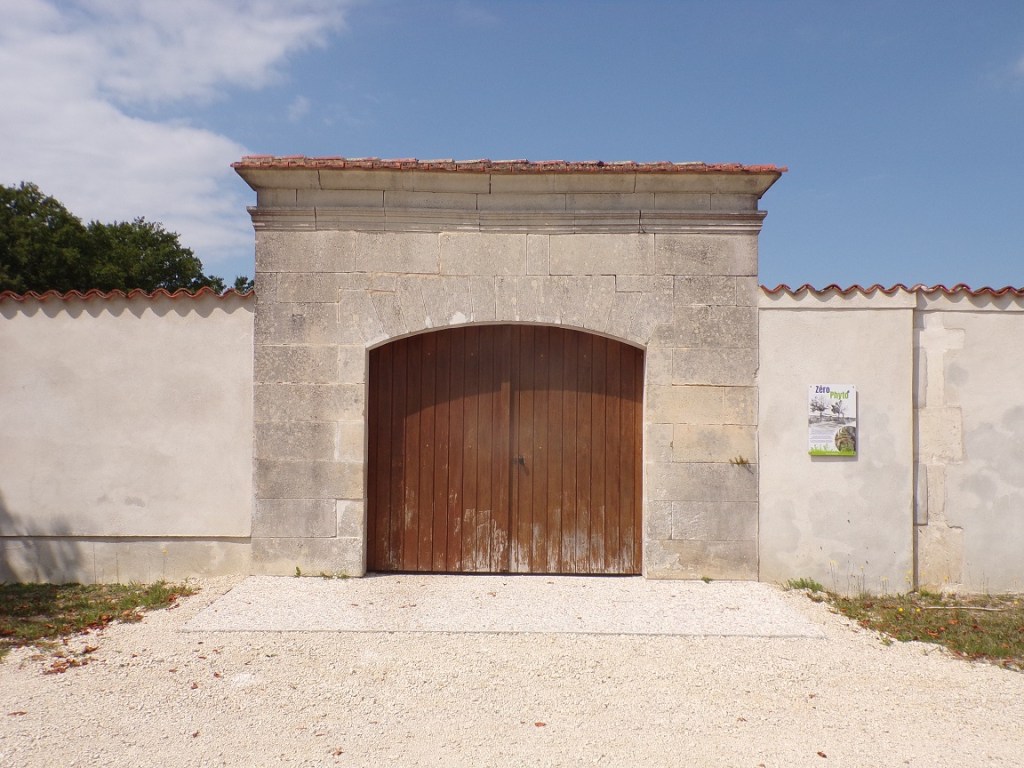 Saint-Preuil - L'entrée du cimetière (14 août 20213)