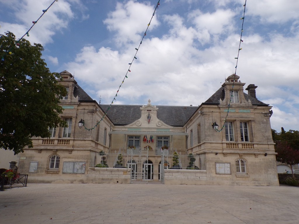 Segonzac – La mairie (14 août 2023)