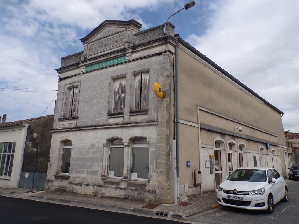 Segonzac - La poste (14 août 2023)