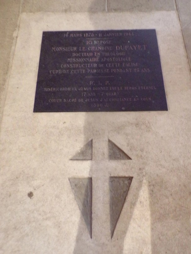 Église Saint-Martin, du Sacré-Coeur – La tombe du chanoine Dufayet (17 septembre 2023)