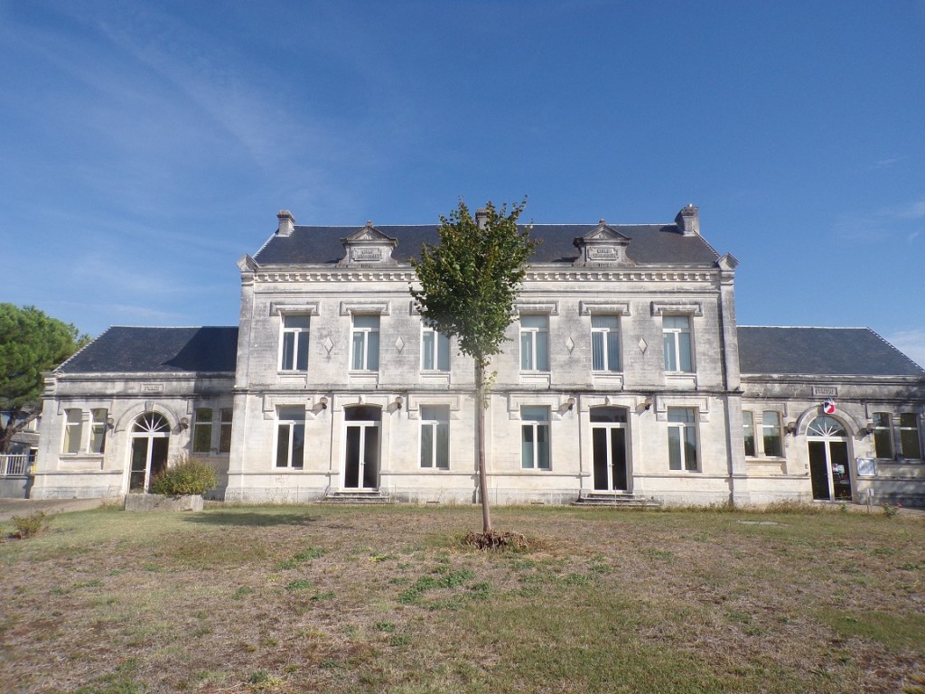 Matha - Ecole '1884' (11 septembre 2023)