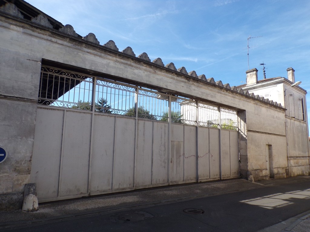 Chai - Jarnac - rue Burgaud des Marêts (1 octobre 2023)