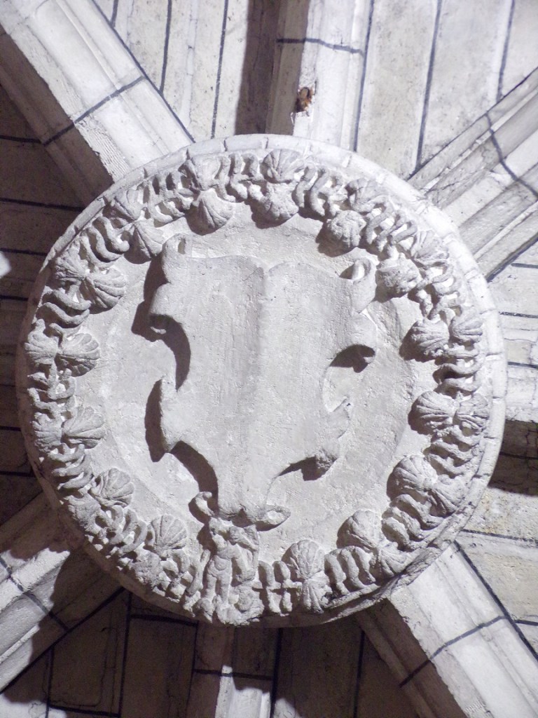 Jarnac – L’église Saint-Pierre – Une clef de voûte (4 octobre 2023)