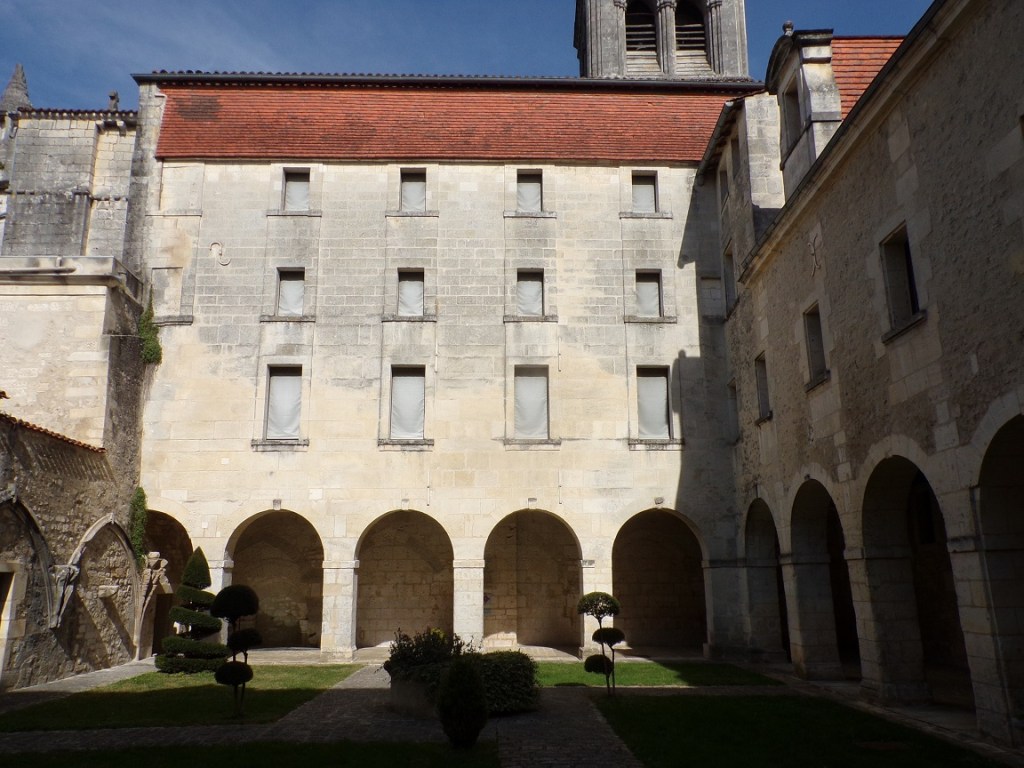 Le Cloître (12 octobre 2023)