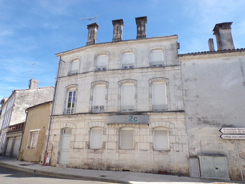 Maison - Jarnac - 2, rue Emile Zola (1 octobre 2023)