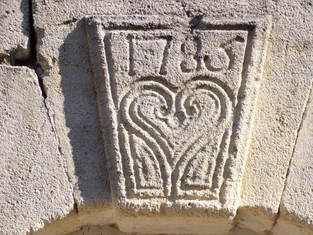 Mesnac - Maison derrière l'église (16 septembre 2018)