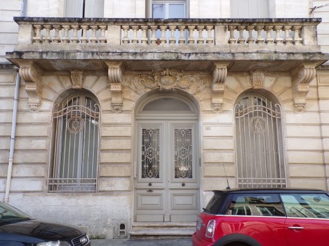 Maison, banque, avenue Victor Hugo (27 décembre 2023)