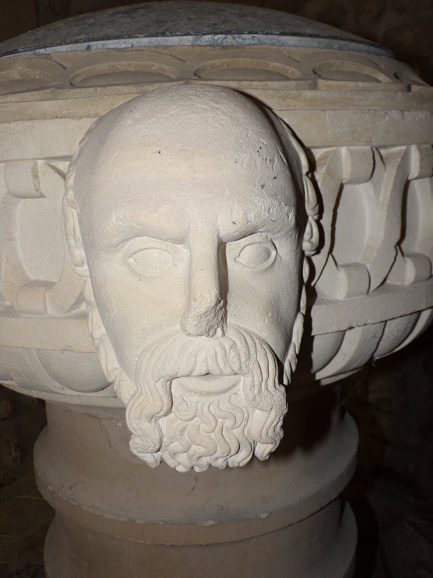 Dompierre-sur Charente – L’église Saint-Blaise – Fonts baptismaux (17 février 2027)