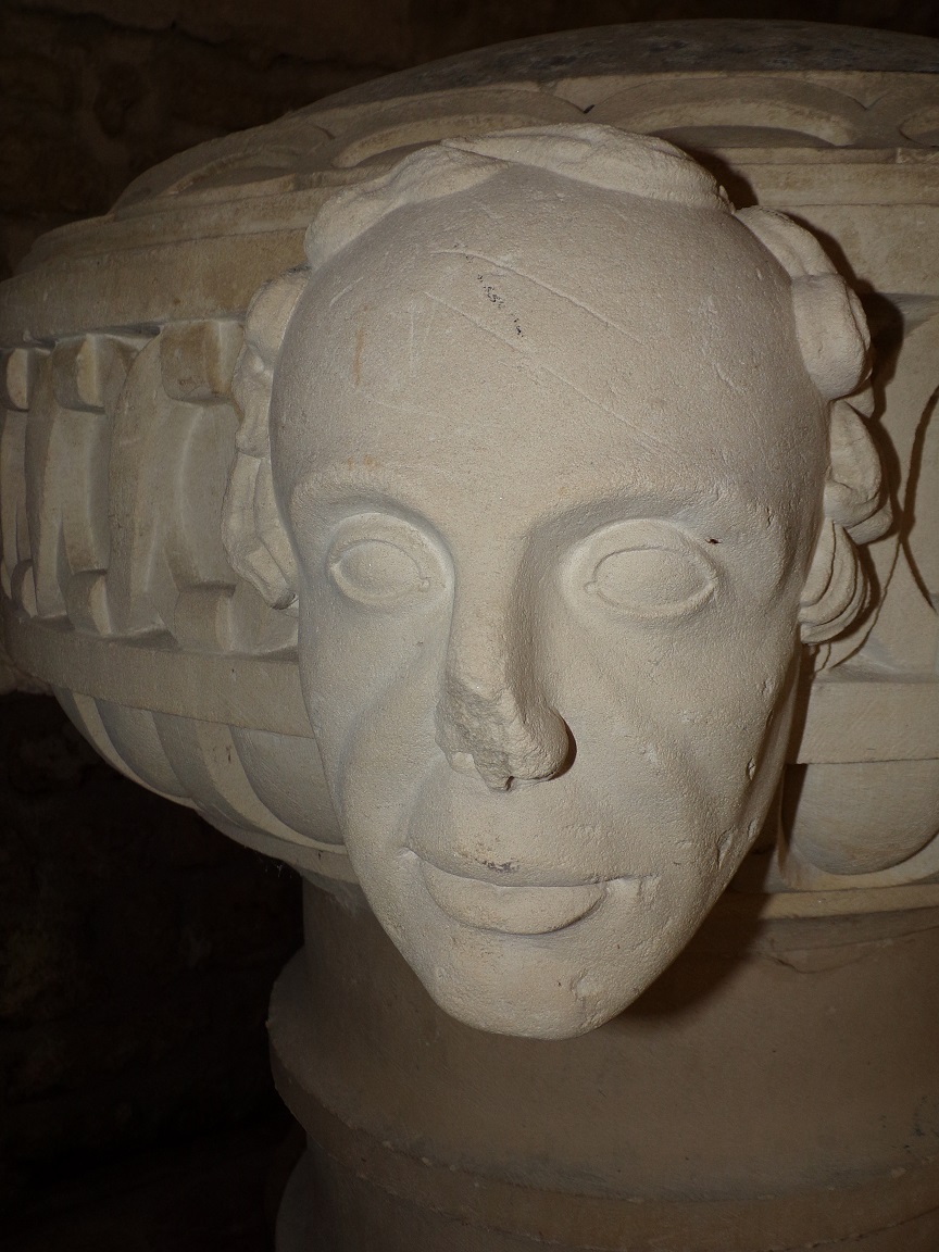 Dompierre-sur Charente – L’église Saint-Blaise – Fonts baptismaux (17 février 2027)