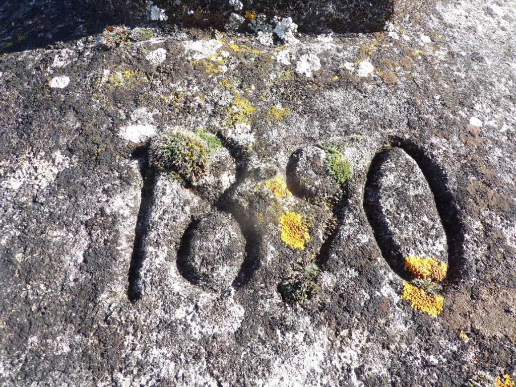 Mesnac – La Croix de Cimetière datée '1890' (14 février 2024)