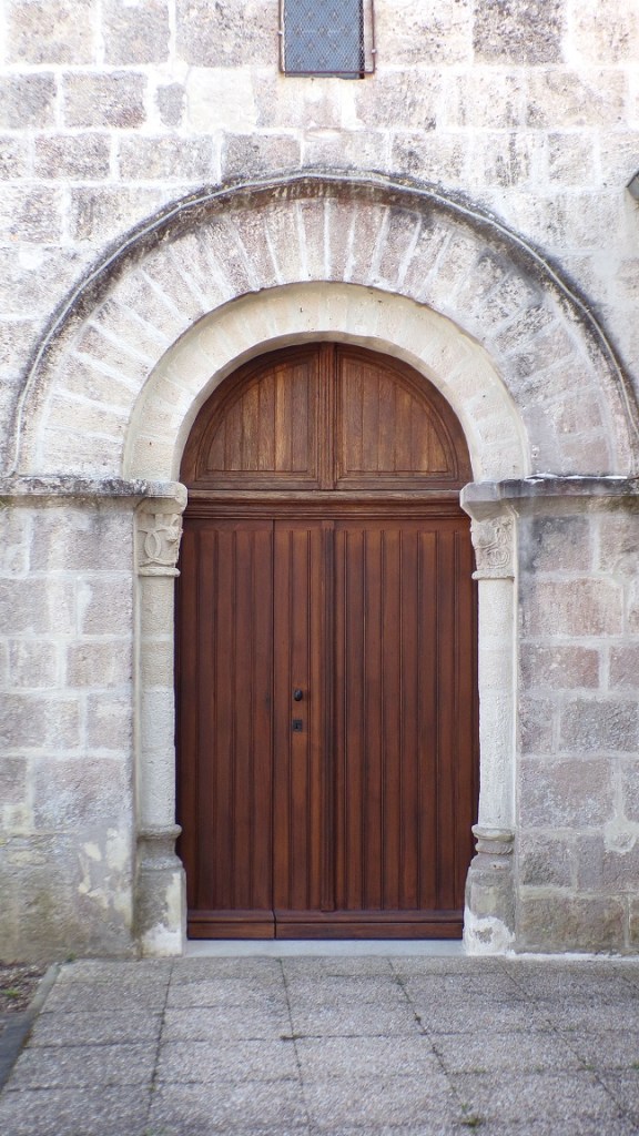 Prignac - L'église Saint-Pierre - Porte de l'entrée (24 février 2018)