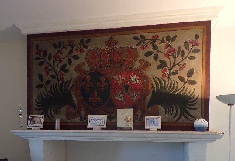 Saint-Même les Carrières – Cheminée datant du XVIIe siècle du logis du Renfermis (13 avril 2024)