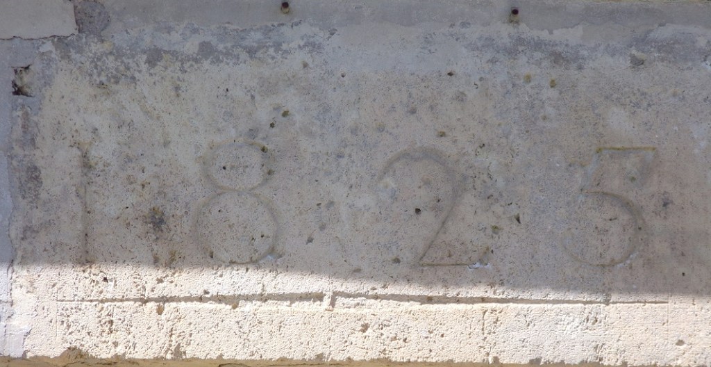 Saint-Même les Carrières – Le Grollet - Porche daté 1825 (13 avril 2024)