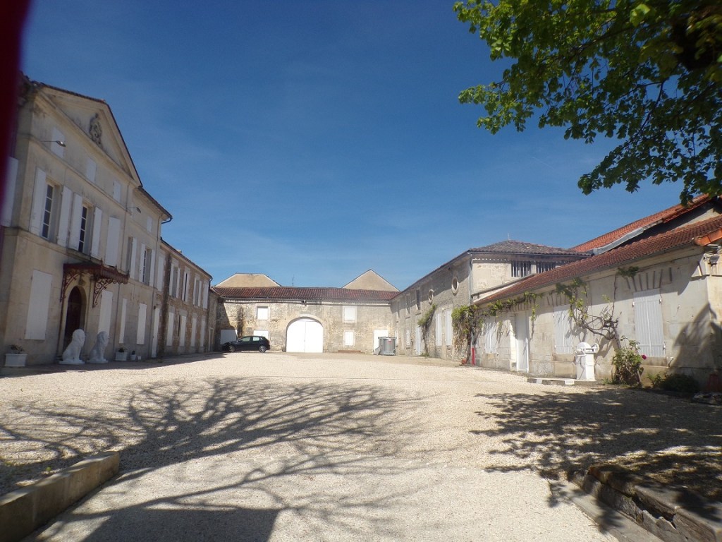 Saint-Même-les-Carrières - Maison Croizet (13 avril 2024)