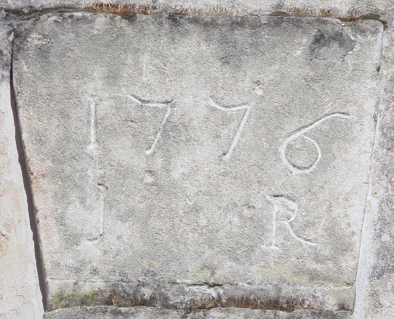 Segonzac – Porche inscription '1776 J R' (10 avril 2024)