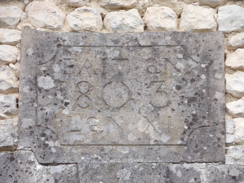 Angeac-Champagne – Un portail daté '1803' (15 mai 2024)