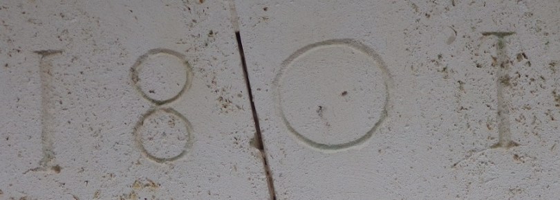 Saint-Simon - Un porche daté '1801' rue du Puits à Juac (27 mai 2024)