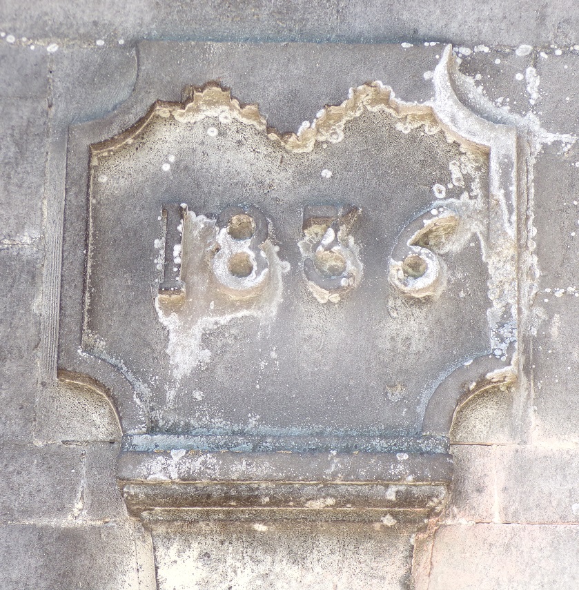 Salles d'Angles - Chemin du curé Vinconneau - Portail daté '1836' (9 mai 2024)