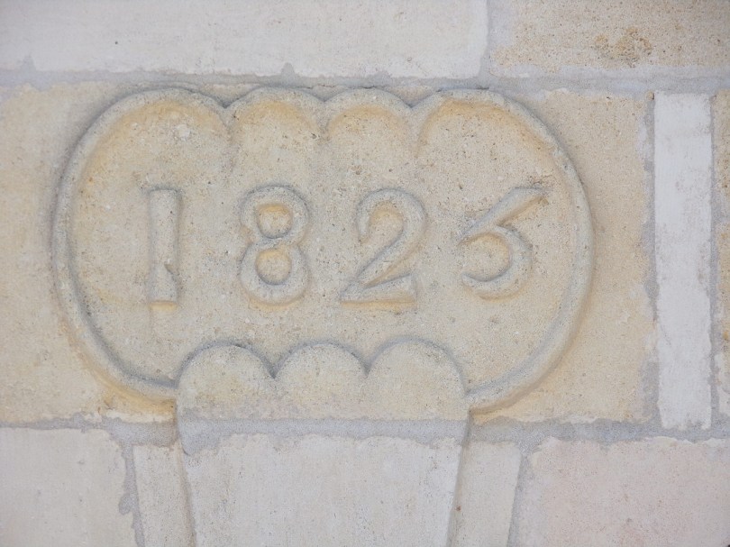 Salles d'Angles - route de Pruneau - Portail daté '1826' - (9 mai 2024)
