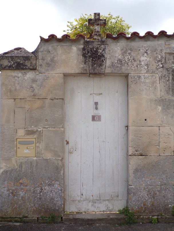 Verrières - Ancien presbytère (15 mai 2024)