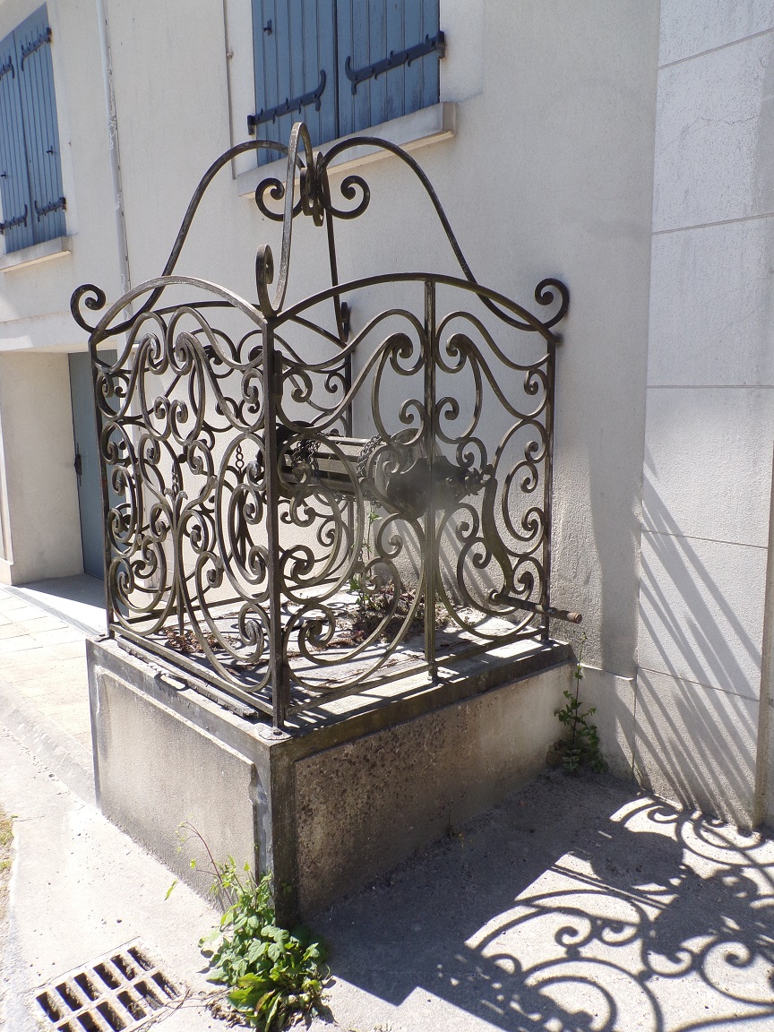 Bouteville – Un puits près du château (10 juin 2024)