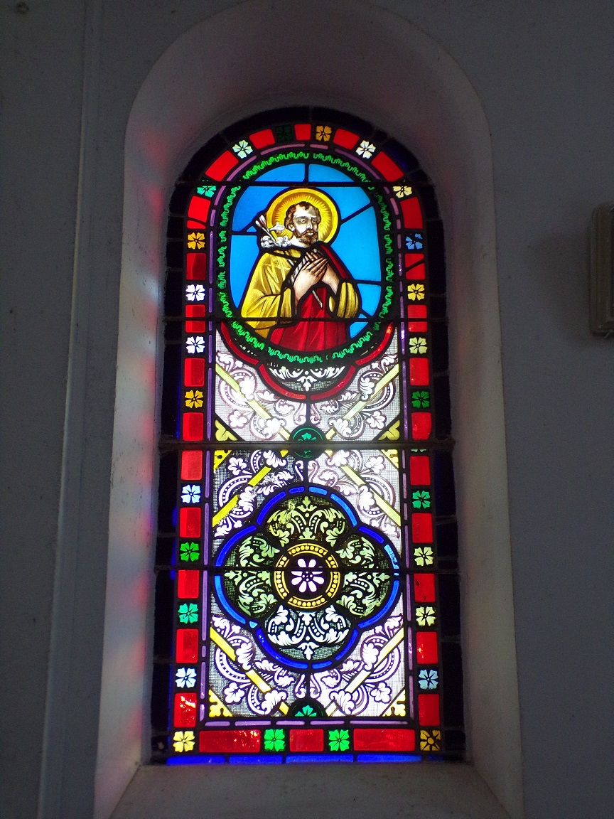 Fleurac – L’église Sainte-Élisabeth – Un vitrail (26 juin 2024)