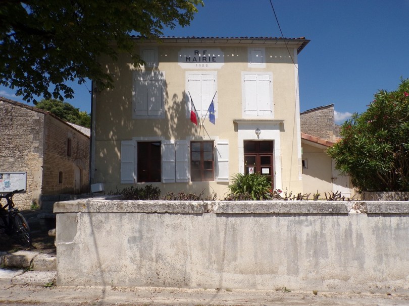 Fleurac - La mairie (26 juin 2024)