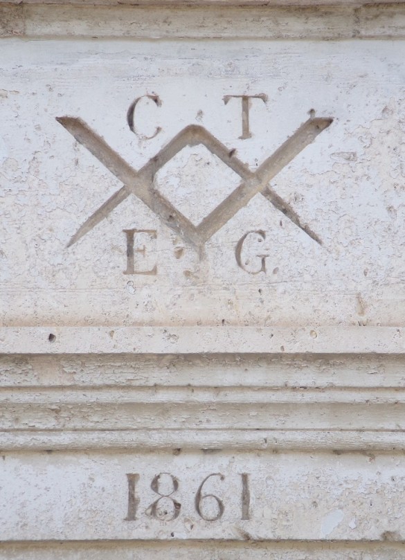 Neuvicq-le-Château – Maison - 3 Grand rue - inscription 'C.T. - E.G. - 1861' (13 juin 2024)