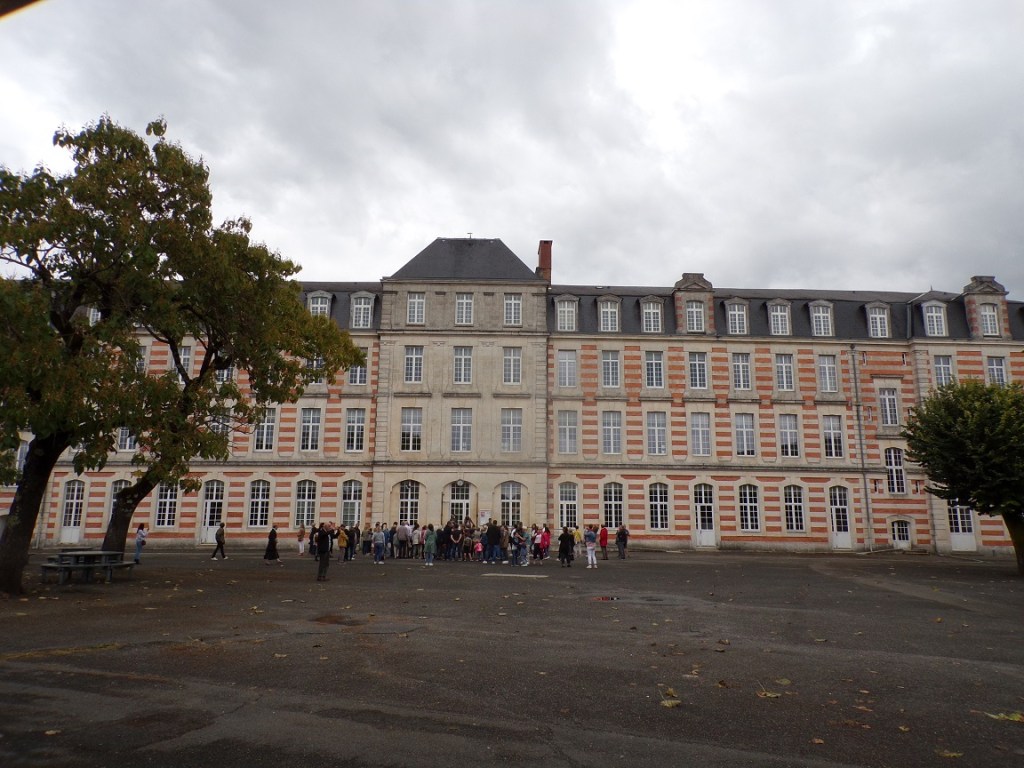 Collège Elisée Mousnier - L'arrière (21 septembre 2024)