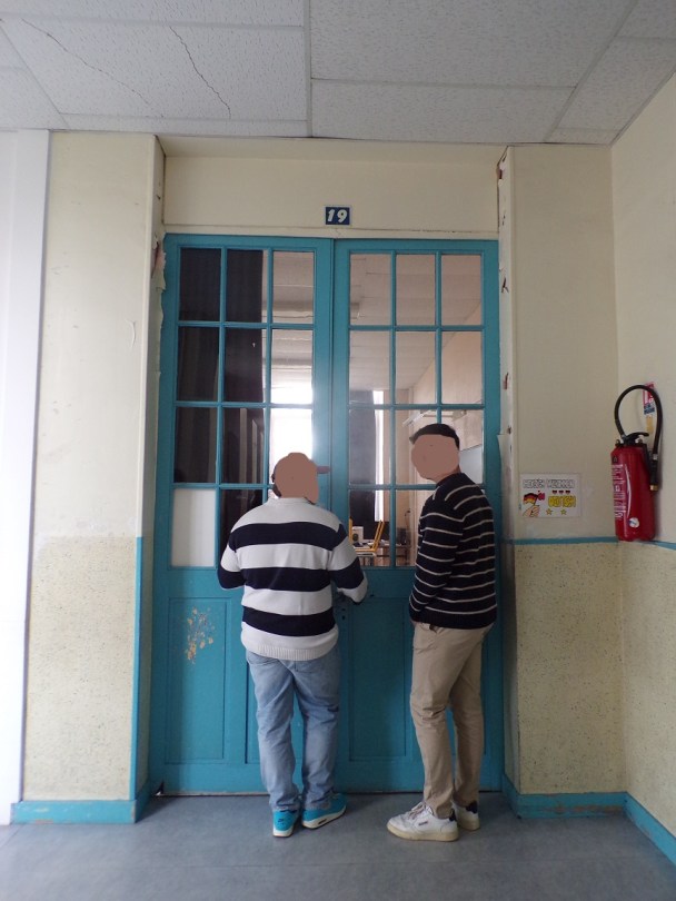 Collège Elisée Mousnier - Une porte d'entrée d'une classe (21 septembre 2024)