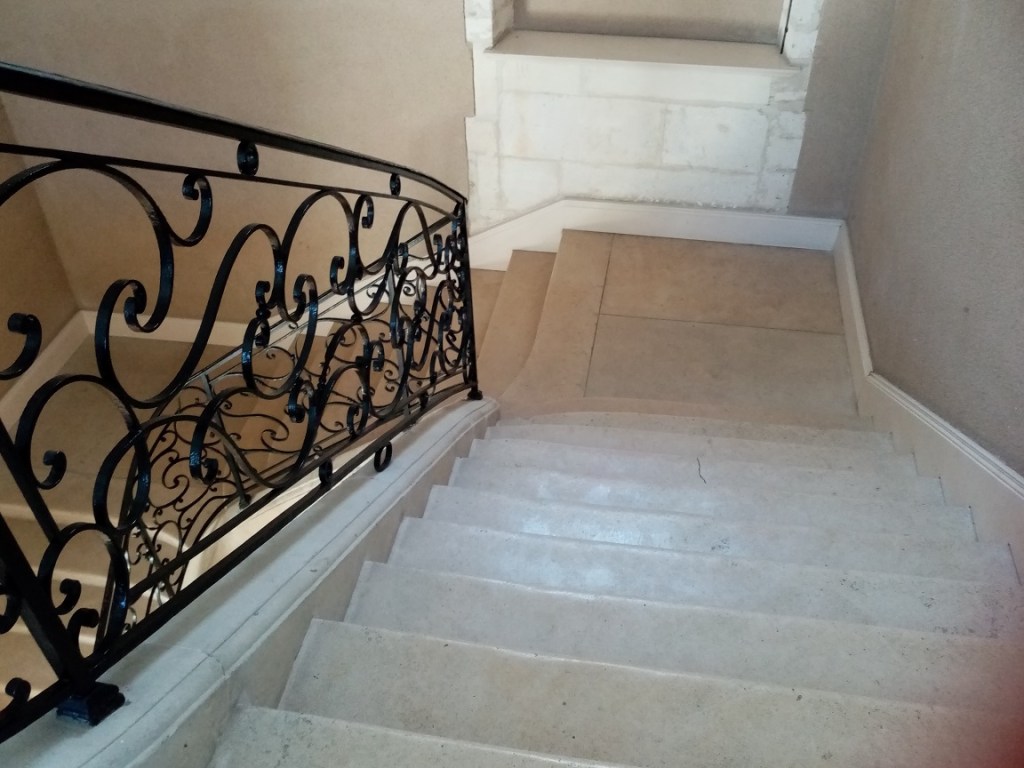 Escalier en pierre (22 07 2026)